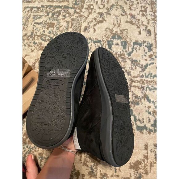 Cobb Hill Womens 7 Extra Wide Skylar Zip Boot Waterproof Ankle Boot - Picture 9 of 10